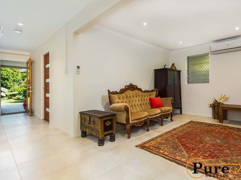 11 Ernest Street, Woody Point QLD 4019