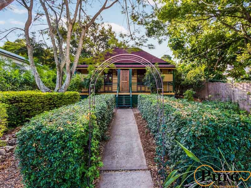 1 Roma Street, North Booval QLD 4304