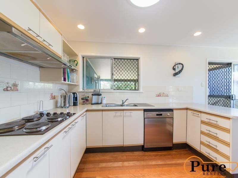 20 Paget Street, Carina QLD 4152