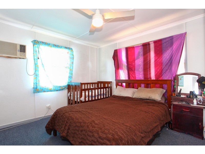 1 Carter Street, North Ipswich QLD 4305