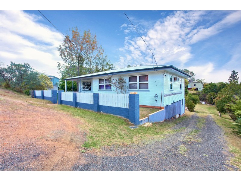 1 Carter Street, North Ipswich QLD 4305