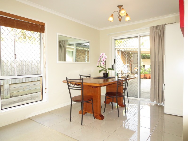 33 Jardine Drive, Springwood QLD 4127