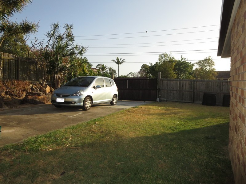 33 Jardine Drive, Springwood QLD 4127