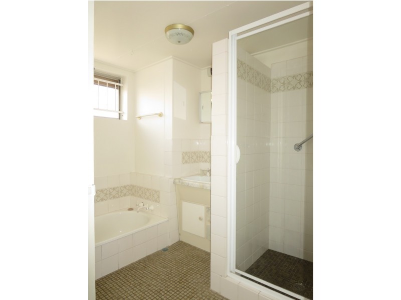 1/18 Dwyer Street, Nundah QLD 4012