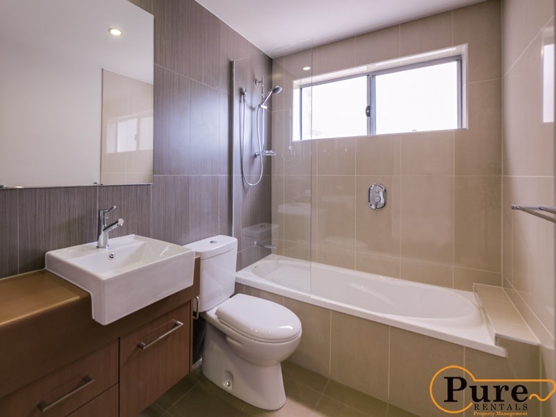 4/39 Atthow Parade, Nundah QLD 4012