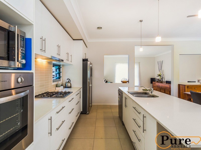 5 Dawson Drive, Manly West QLD 4179