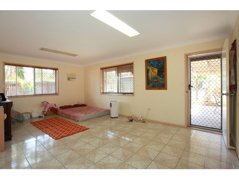 24 Straight Drive, Browns Plains QLD 4118