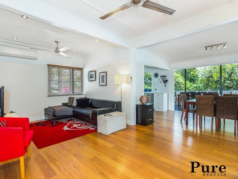 11 Cressey Street, Wavell Heights QLD 4012