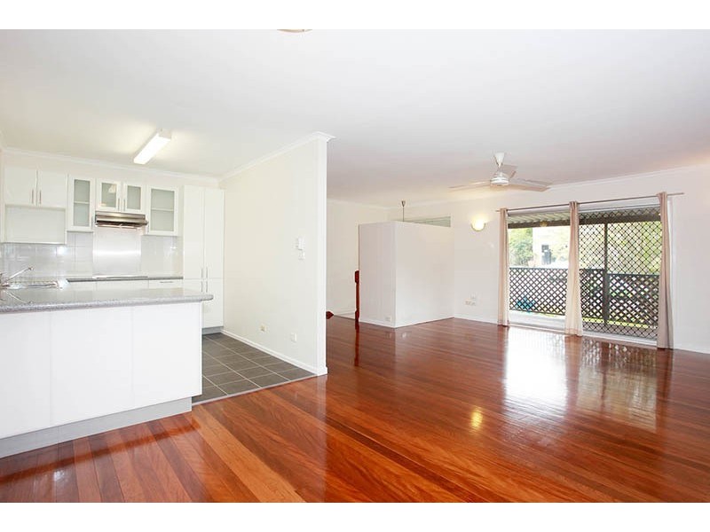 14 Fontaine Street, Stafford Heights QLD 4053