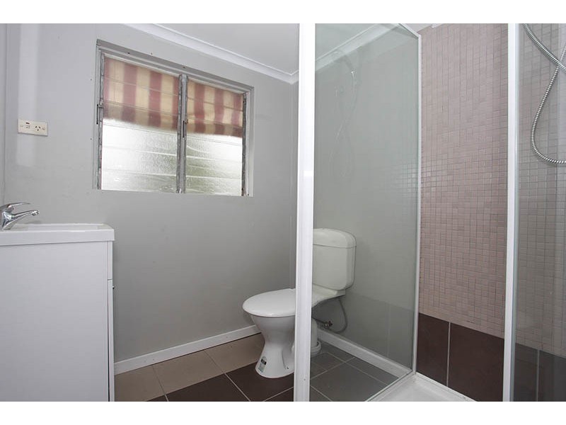 14 Fontaine Street, Stafford Heights QLD 4053