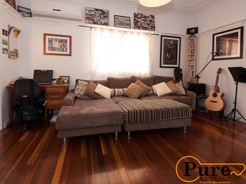 153 Arthur Terrace, Red Hill QLD 4059