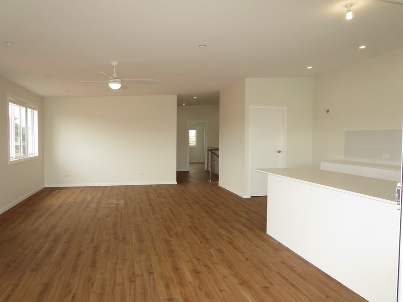 2/61 Nineteenth Avenue, Palm Beach QLD 4221