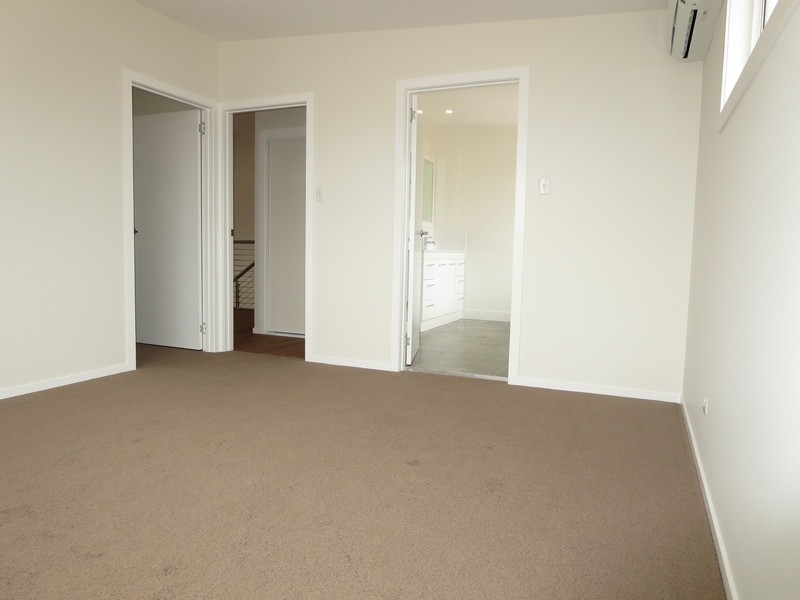2/61 Nineteenth Avenue, Palm Beach QLD 4221