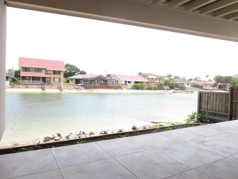 2/61 Nineteenth Avenue, Palm Beach QLD 4221