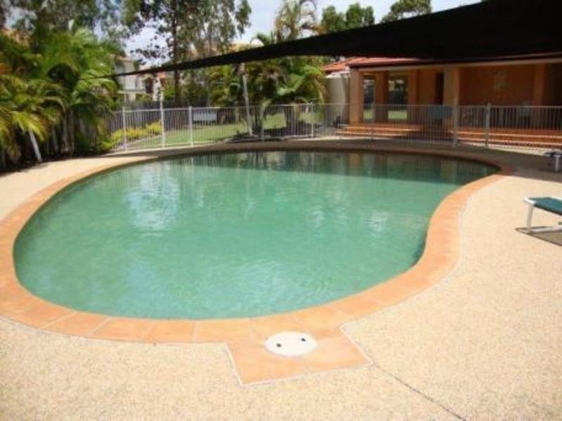 3/19 Harrow Place, Arundel QLD 4214