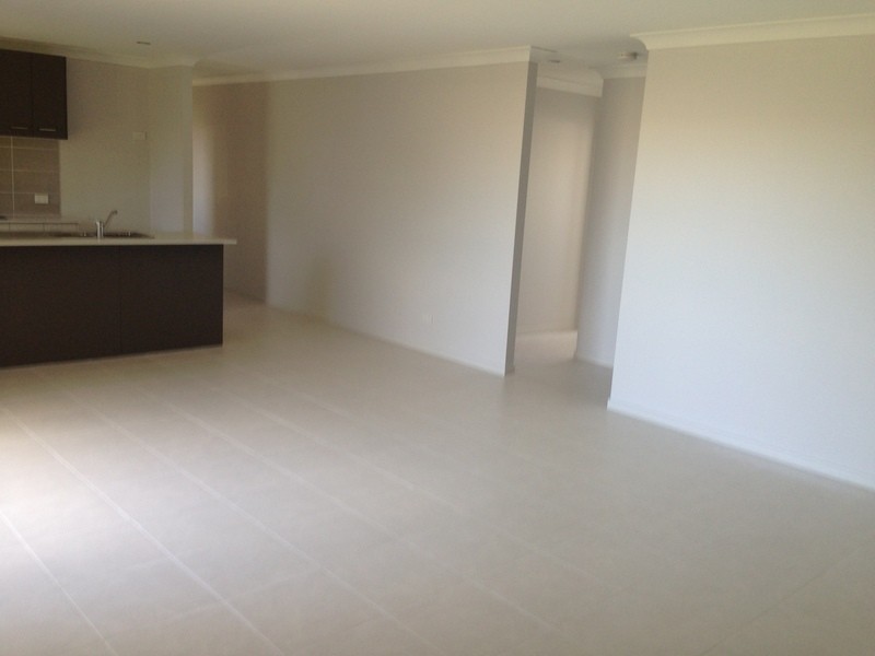 15 Labassa Avenue, Pimpama QLD 4209