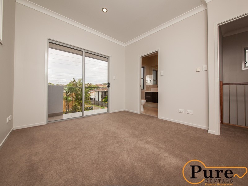 3/36 Collins Street, Clayfield QLD 4011