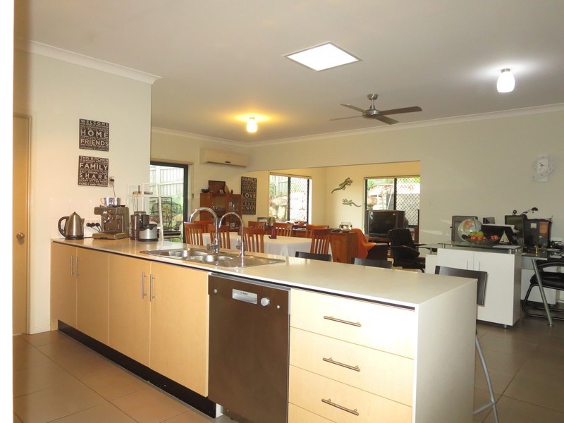 20 Stone Brook Court, Cashmere QLD 4500