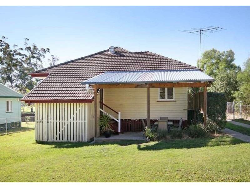 30 Kidgell Street, Stafford QLD 4053