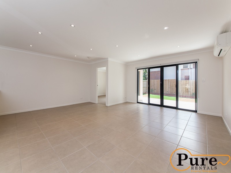 1/63 Gustavson Street, Annerley QLD 4103