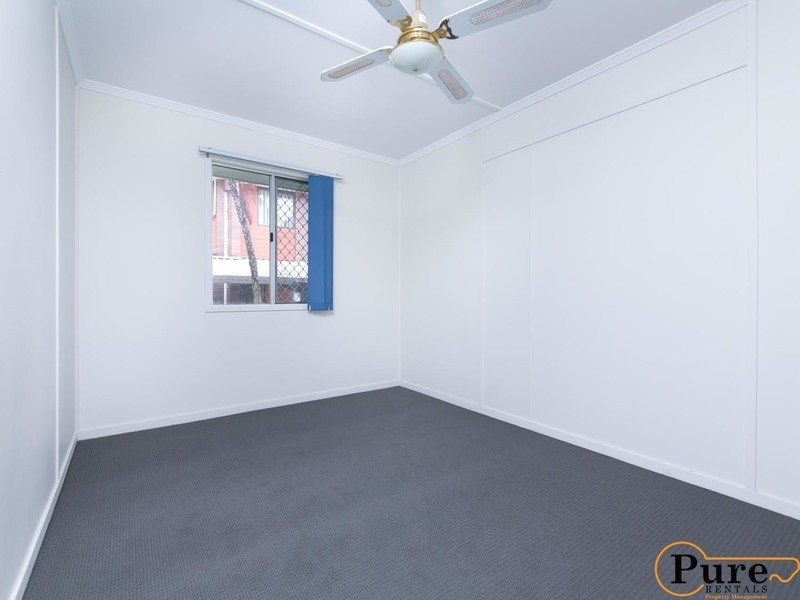 4 View Street, Kingston QLD 4114