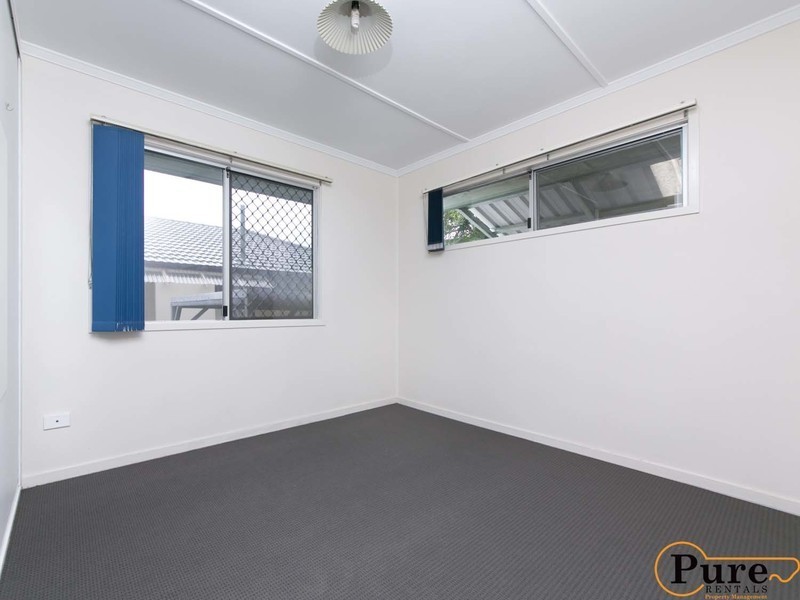 4 View Street, Kingston QLD 4114