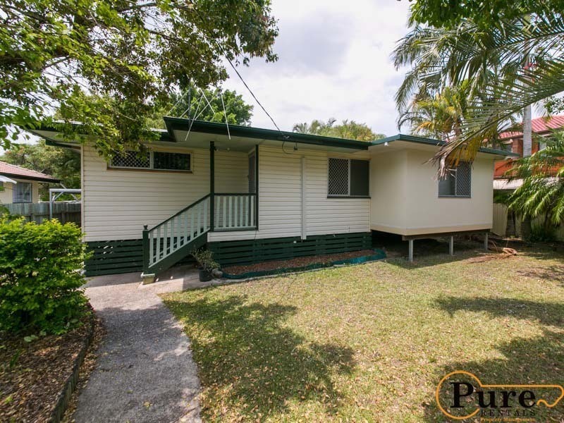 4 View Street, Kingston QLD 4114