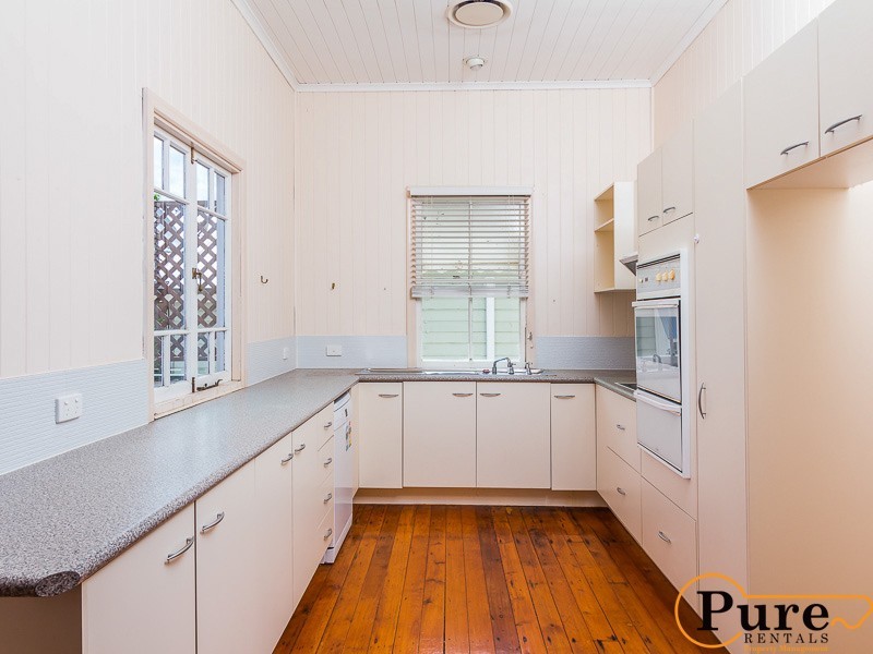 36 Alderley Avenue, Alderley QLD 4051