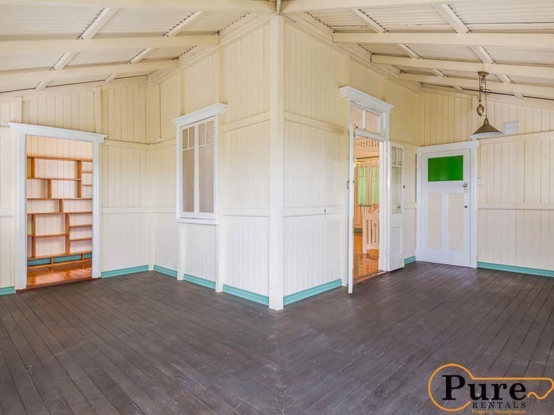 81 Lloyd Street, Camp Hill QLD 4152