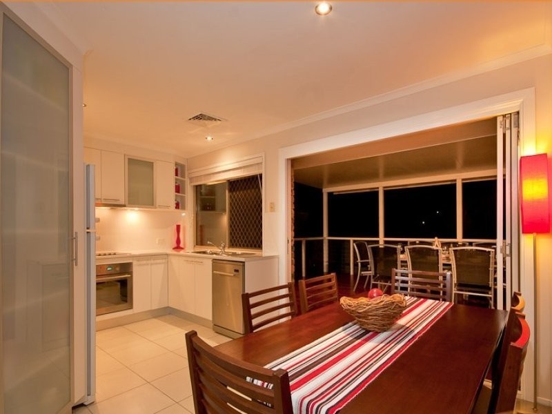 9 Malachite Street, Keperra QLD 4054