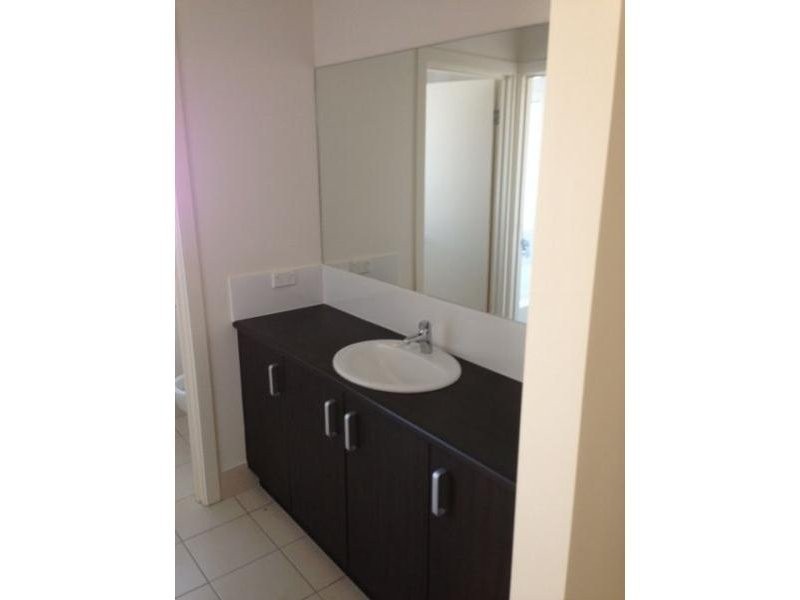 16 McCarthy Crescent, Goodna QLD 4300