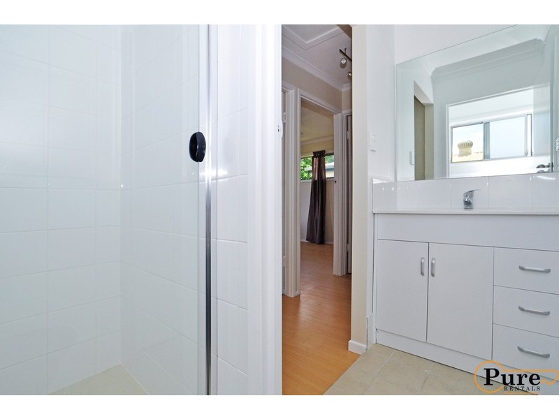 27 Boothby Street, Kedron QLD 4031