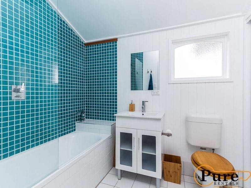 16 Crosby Road, Albion QLD 4010