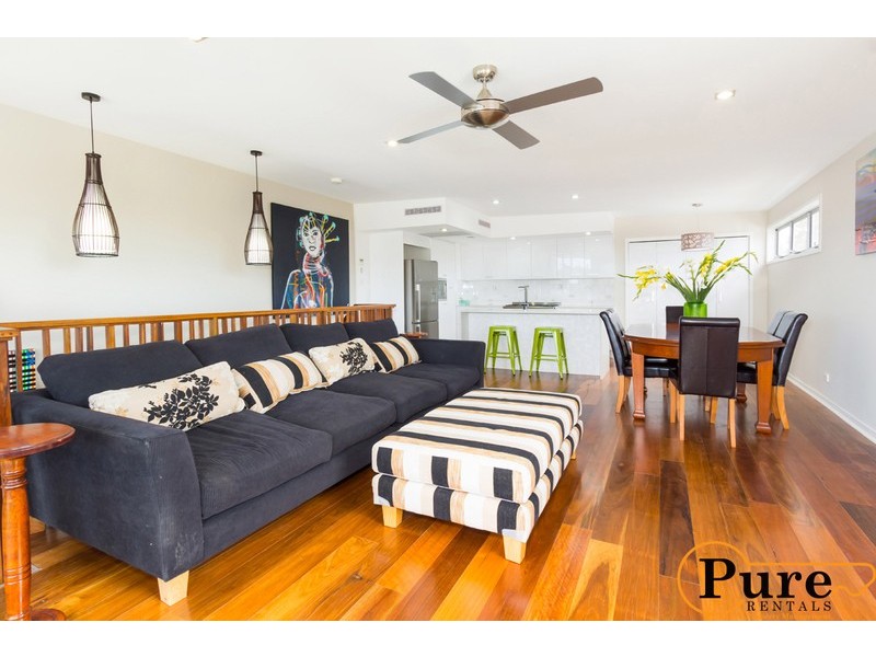 45 Willmington Street, Wooloowin QLD 4030