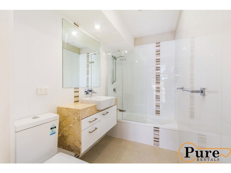 45 Willmington Street, Wooloowin QLD 4030