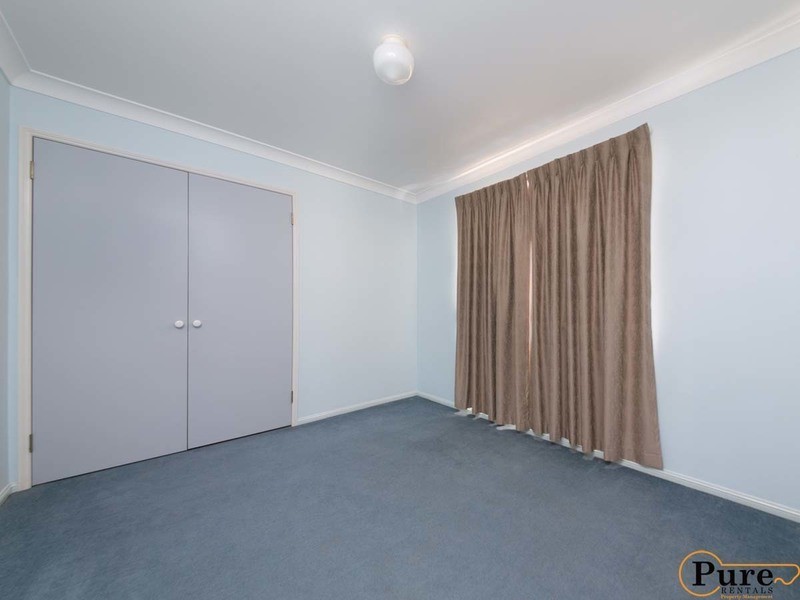 5 Renfrew Street, Hillcrest QLD 4118