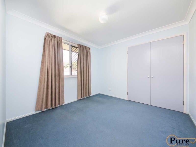 5 Renfrew Street, Hillcrest QLD 4118