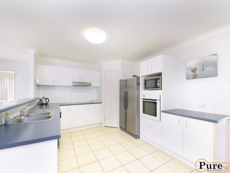 15 Appleton Street, Carindale QLD 4152