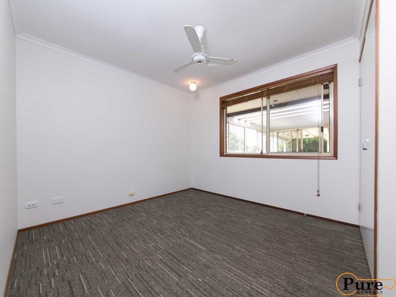 5 Leesa Court, Highland Park QLD 4211