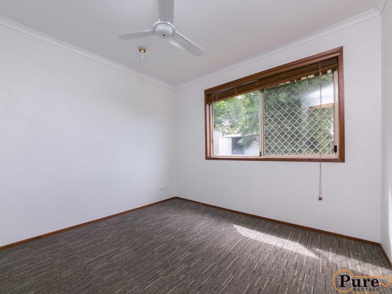 5 Leesa Court, Highland Park QLD 4211