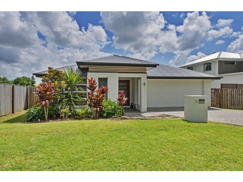 15 Riverbreeze Crescent, Maudsland QLD 4210