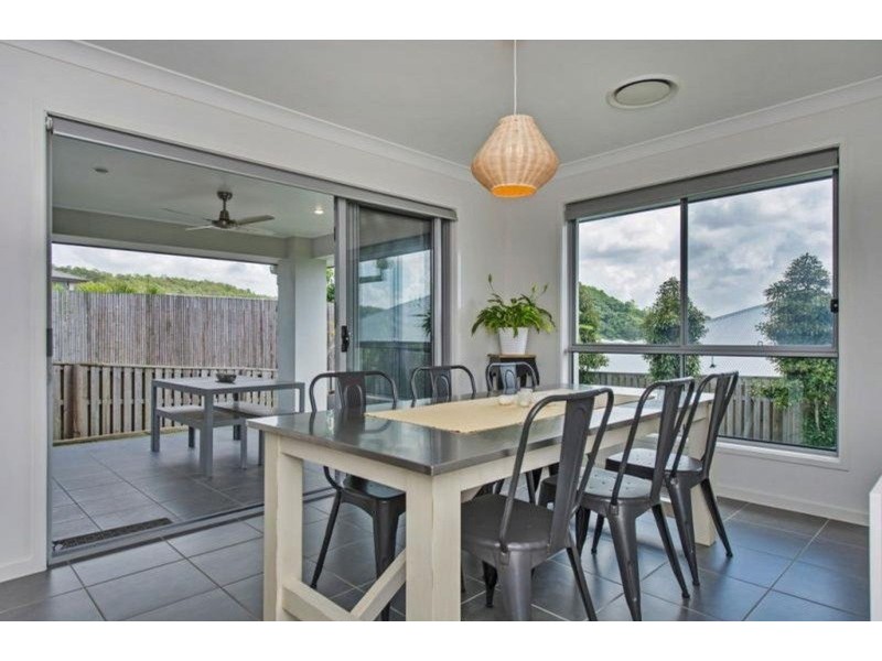 15 Riverbreeze Crescent, Maudsland QLD 4210