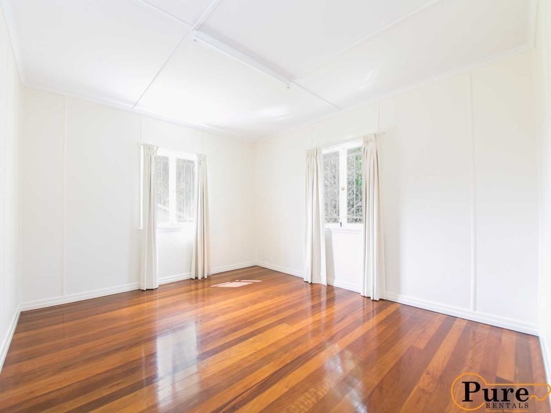 28 Belnoel Street, Wavell Heights QLD 4012