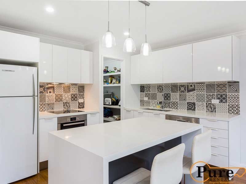 74 Barmore Street, Tarragindi QLD 4121