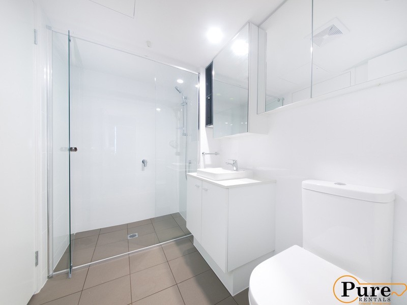 606/11-17  Lytton Road, East Brisbane QLD 4169