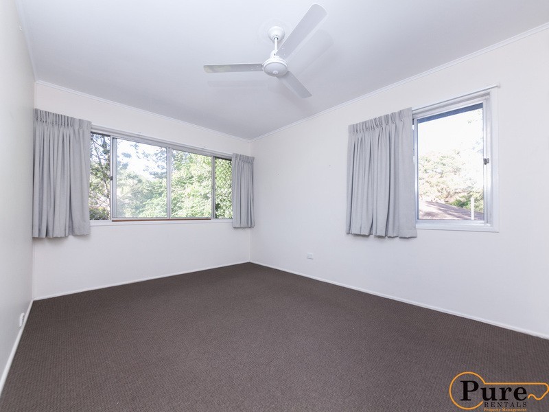 68 Brookfield Road, Kenmore QLD 4069