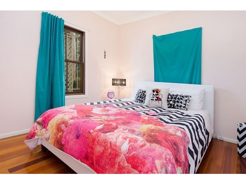 11 Ella Street, Red Hill QLD 4059