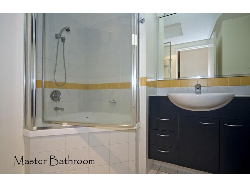 12/32 Kent Street, New Farm QLD 4005