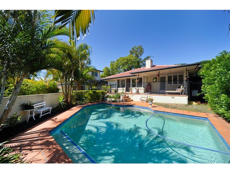 828 Waterworks Road, The Gap QLD 4061