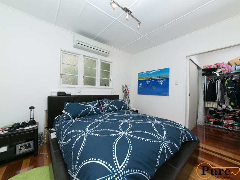 80 Imperial Avenue, Cannon Hill QLD 4170